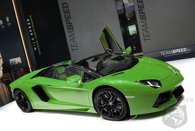 Lamborghini odhalí v Ženevě dvě novinky, ve hře je kde co