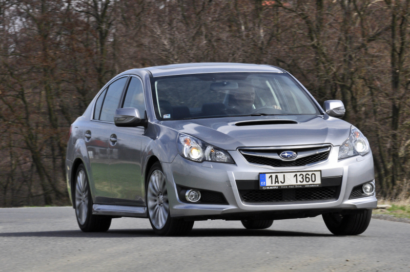 Test Subaru Legacy 2,5 GT Sport: špička ledovce - 2 - Legacy_GT_11