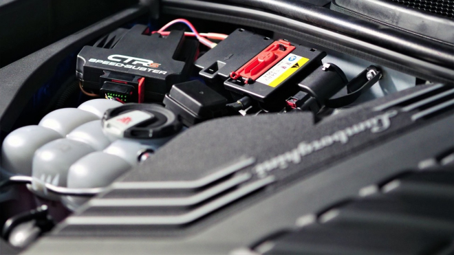 Výkon Lamborghini jde za drobné zvýšit o 143 koní, jako by ho už v sérii nebylo dost