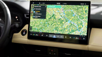 Mazda nám roky vyprávěla, jaké je dotykové ovládání v autech zlo. Teď na něj přešla a říká, že prst na displeji poráží všechno
