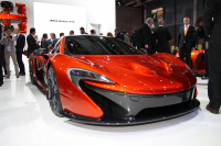 McLaren P1 detailněji: výsuvné křídlo vygeneruje přítlak až 600 kg