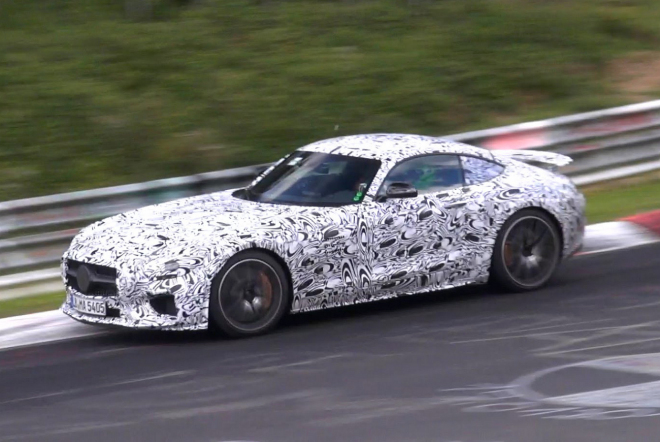 Mercedes-AMG GT Black Series prý musí být, už ladí formu na Ringu (video)