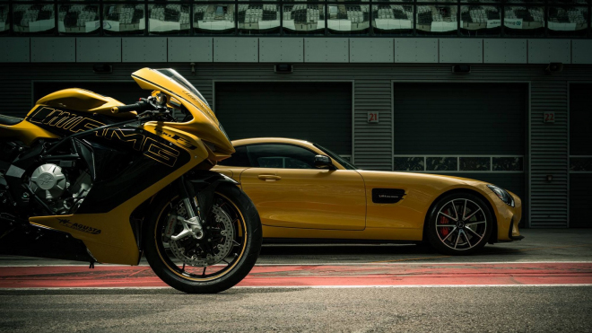 Mercedes se překvapivě zbavil MV Agusty, jeho akcie teď vlastní ruský magnát