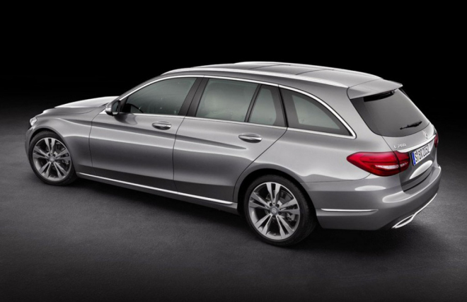 Nový Mercedes C kombi odhalen únikem, zavazadelník nabídne 490 litrů