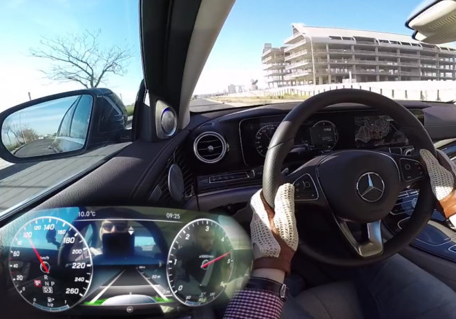 Mercedes E 220d 2016 v akci. Podívejte se, jak se projevuje nový diesel (video)