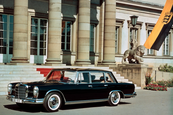 Historie Mercedesu třídy S: od roku 1951 nejúspěšnější limuzína svého druhu