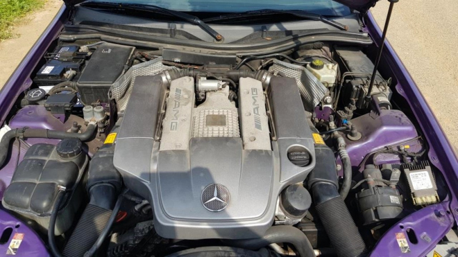 Neobyčejně levně je k mání unikátní sporťák Mercedesu od AMG