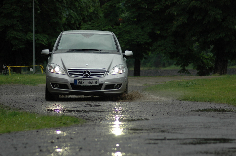 Test Mercedes-Benz A180 CDI: malý velký &bdquo;Merkl&rdquo; - 21 -