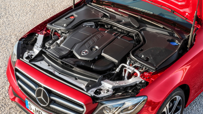 Mercedes je až po uši v naftovém průšvihu, do servisů svolává miliony dieselů