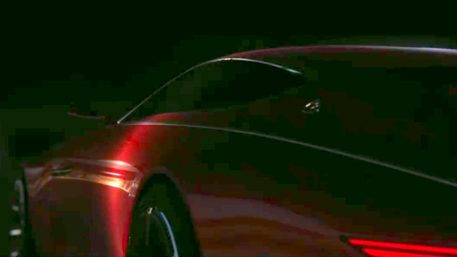 Kupé Mercedes-Maybach 6 se dále odhaluje, dostane výklopné dveře jako Gullwing (video)