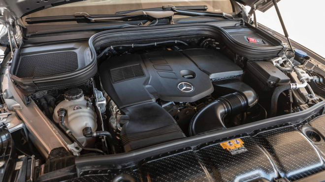Mercedes pro nejnovější vůz nabízí skoro jen diesely, dva se vysmívají odpůrcům