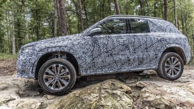 Němci odhalili tajemství geniálního systému, který sám vysvobodí zapadlý vůz