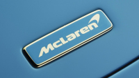 McLaren končí se svým ikonickým logem, jeho náhrada je velmi kontroverzní