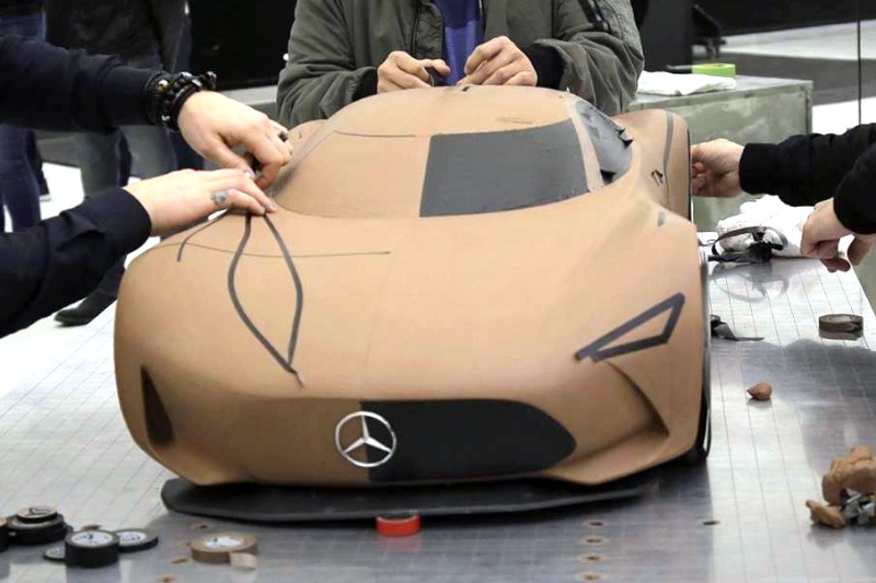 Mercedes-AMG_Project_One_a_Linkin_Park_dalsi_02_800_600.jpg