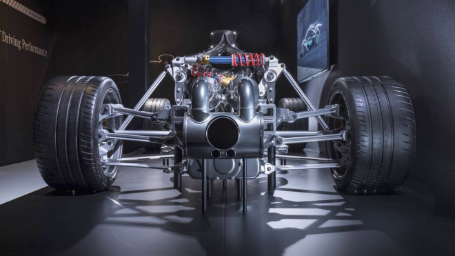 Hypersport Mercedesu odhalil techniku. Má neuvěřitelných pět motorů, k čemu?