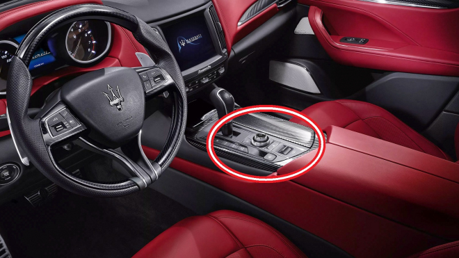 Nová Maserati v interiérech tiše skrývají snad nejchytřejší řešení svého druhu
