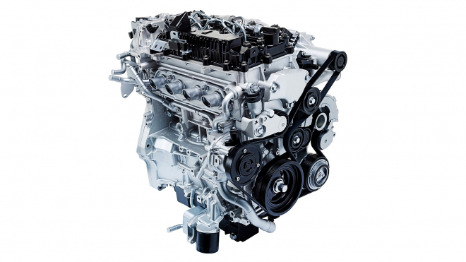 Mazda vedle revolučního „dieselu na benzin“ nabídne i diesel na naftu, proč?