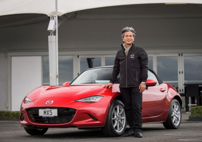 Mazda nevidí smysl v autopilotech. „Teď nejsou třeba,” říká šéf projektu MX-5