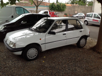 Kupte si nový Peugeot 205, za 20 let ujel jen 84 kilometrů