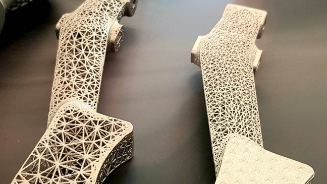 Nové pedály pro Formuli 1 vypadají jako šperk, za 3,5 milionu Kč šetří 30 gramů