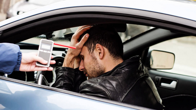 Skoty překvapil vliv přísnějších limitů alkoholu u řidičů na počet vážných nehod