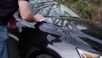 Toto je nejčastější chyba při čištění auta. Vyvarovat se jí lze snadno