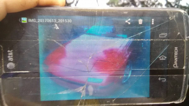 Jde k inzerátu na prodej ojetého auta pořídit ještě horší fotky než tyto?