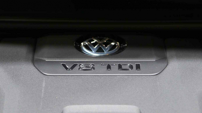 VW ukázal v Ženevě hlavně silné motory, i ten nejvýkonnější v historii. Dva dostanou Škody