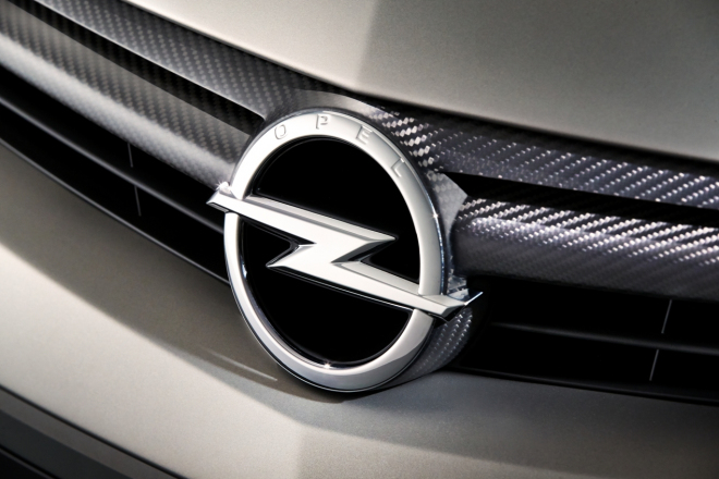 Nový Opel Astra OPC dorazí v roce 2017, silnější a po 150kilové dietě
