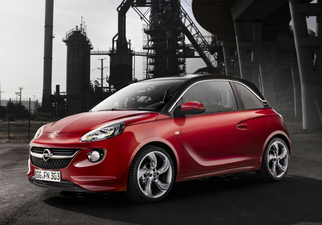 Opel svolává Adamy a Corsy vyrobené od května, jejich řízení může být vadné