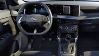 Že levná nová auta už nebudou? Opel vrací naději, tento nový základ posílá do prodeje s manuálem, bez hybridu i nesmyslů na palubě