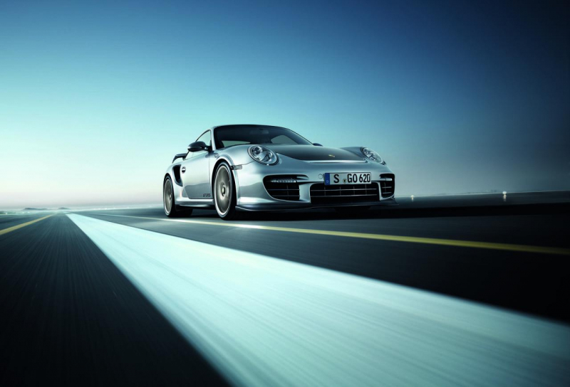 Porsche 911 GT2 RS: nový král Nordschleife - 3 - Porsche GT2 RS 2010 predstaveni 04