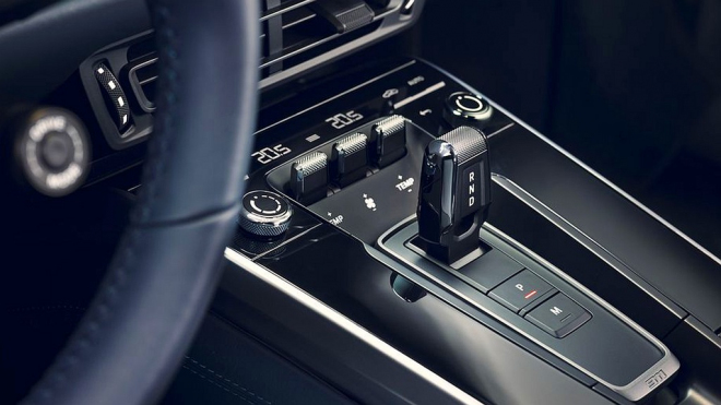 I nejnovější Porsche pod bičem EU marní svůj potenciál na úkor spotřeby