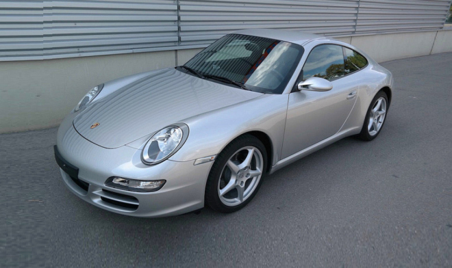 K mání je nové Porsche 911 997, je to poslední 911 bez nesmyslů