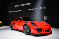 Nové Porsche 911 GT3 RS je tu, s 500 k a 1 420 kg dá Ring za 7:20