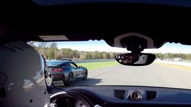 Amatér vytáhl na okruh moderní SUV, z cesty šel jeden sporťák za druhým (video)