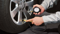 4 důvody, proč je třeba se pečlivě starat o tlak vzduchu v pneumatikách