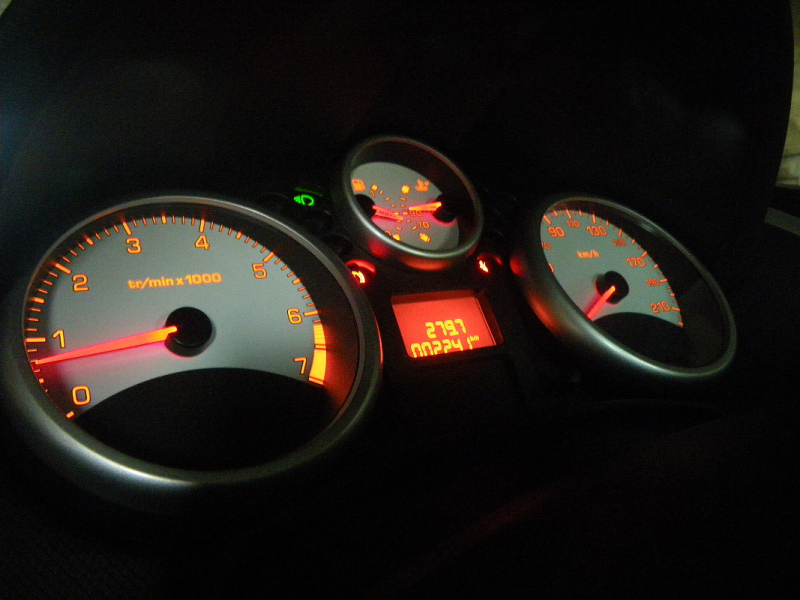 Test Peugeot 207 1,4 VTi: stále na úrovni? - 10 -