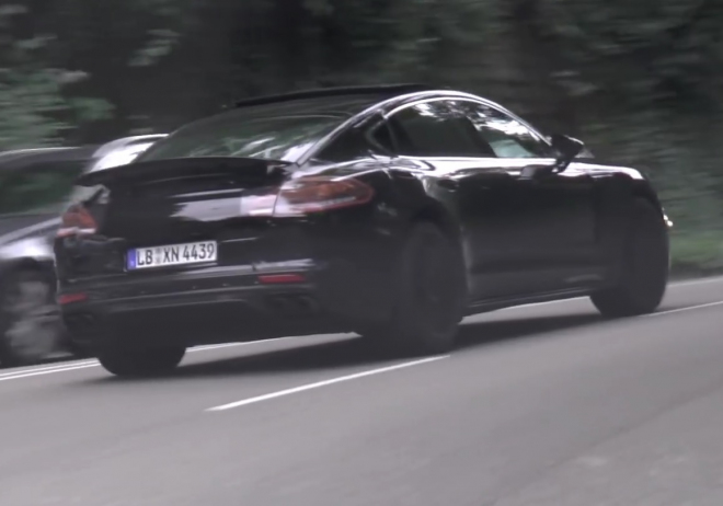 Porsche Panamera 2017 znovu natočeno, hezčí záď je už jasně patrná (video)