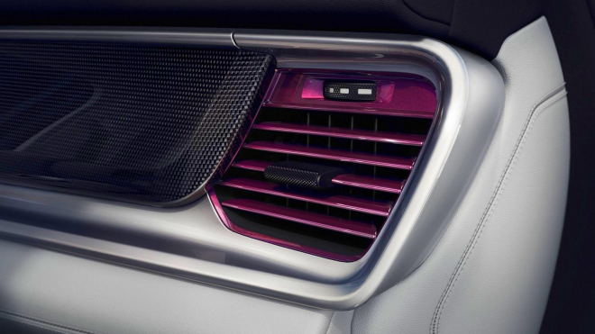 Porsche vám na přání dodá i nejrychlejší kombi světa s fialovými výdechy ventilace