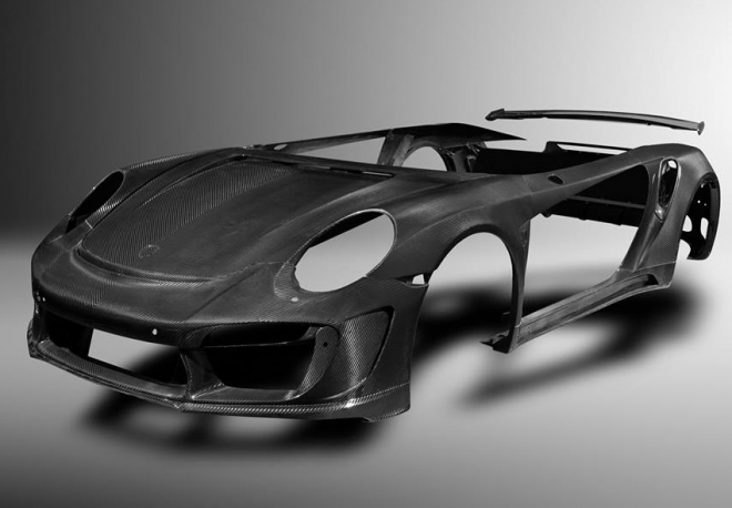 TopCar nabízí karbonovou karoserii pro Porsche 911 Turbo, levná vážně není