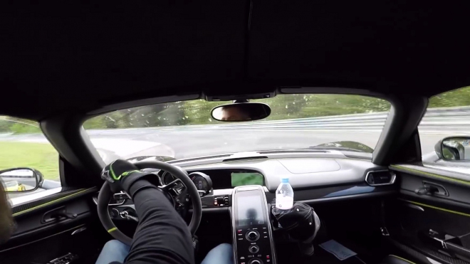 Tento muž si dal Ring „opatrně” v jednom z jeho rekordmanů, nestačil mu nikdo: video