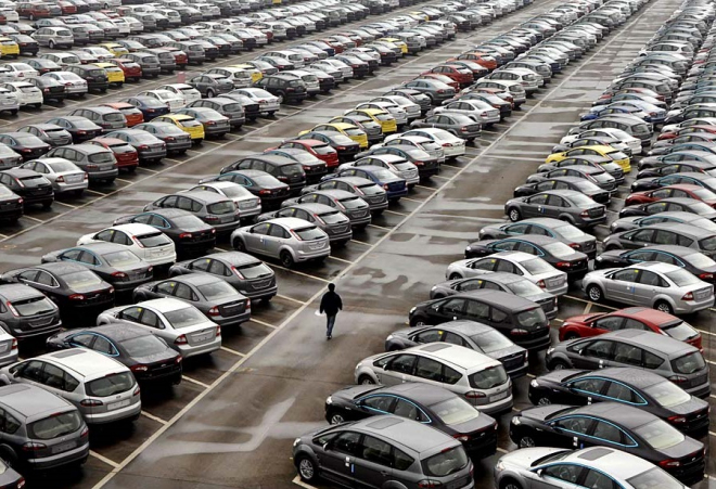 Prodeje aut v Německu, únor 2013: propad o 10,5 %, Škoda drží sedmé místo