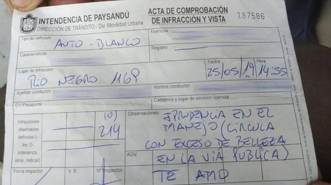 Policista dal řidičce nejabsurdnější pokutu, jakou jsme viděli, teď může přijít o práci