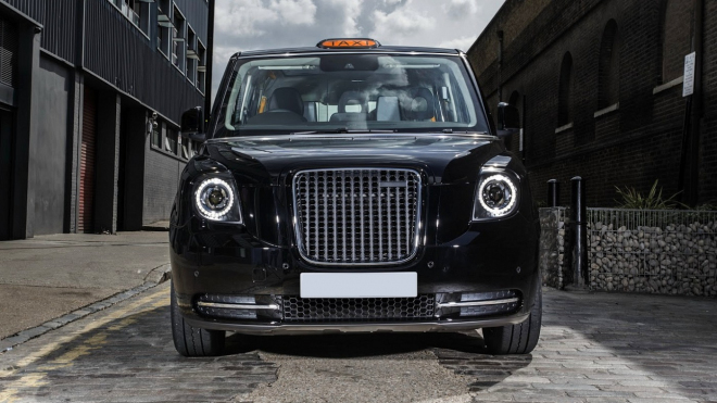 Víte, proč jsou londýnské taxíky černé? Nevzniklo to náhodou ani příkazem