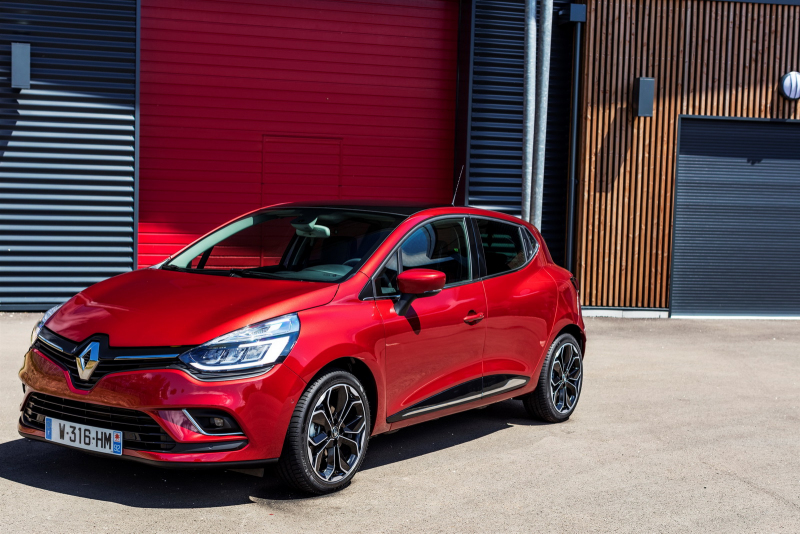 Galerie k článku Renault Clio 2017: facelift dorazil na ...