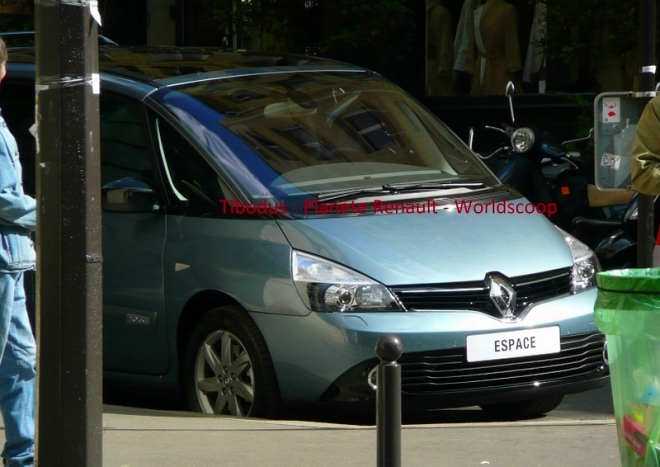 Renault Espace 2012: čtvrtá generace přistižena s dalším faceliftem