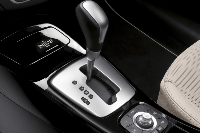 Renault Laguna facelift: jen pro tvé krásné oči - 6 -