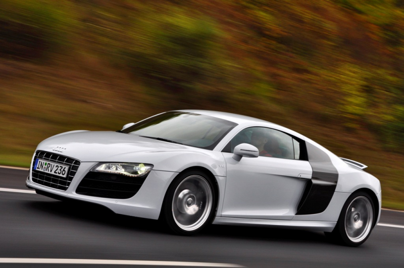 Test Audi R8 5,2 FSI V10: desetinásobný orgasmus - 10 - R8V1020