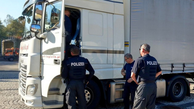 Řidič kamionu dostal v Německu rekordní pokutu, sami policisté se divili její výši